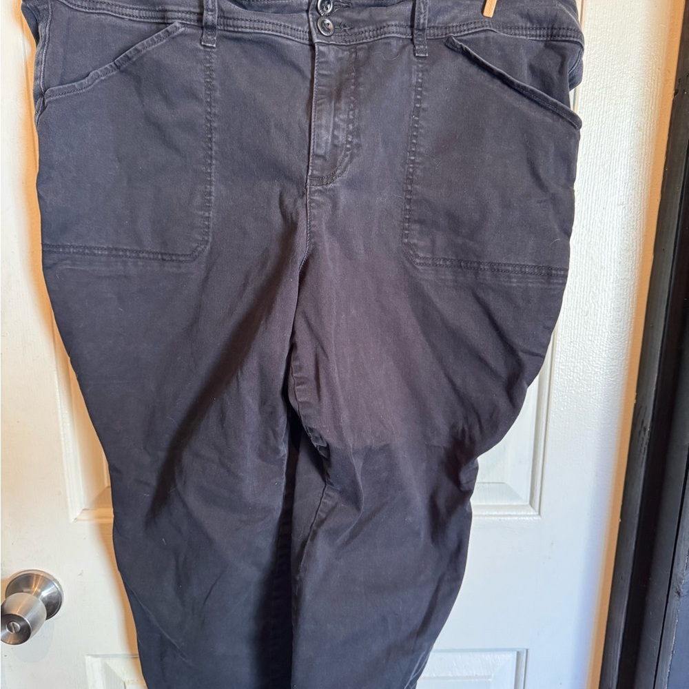 Torrid Women's Black Ankle Jeans